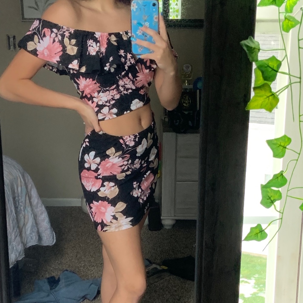 Full Circle Trends Two-Piece